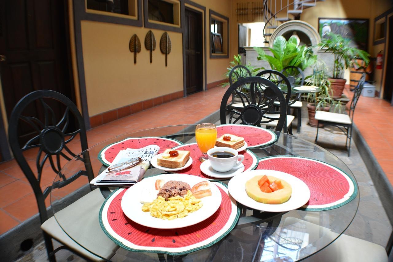 Hotel Los Balcones De Chinandega Exteriér fotografie